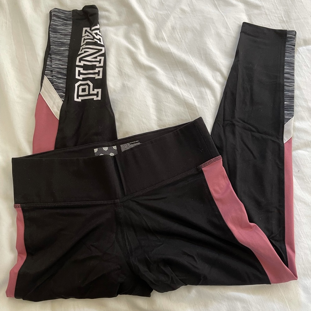 NWOT Pink by VS ultimate legging size S